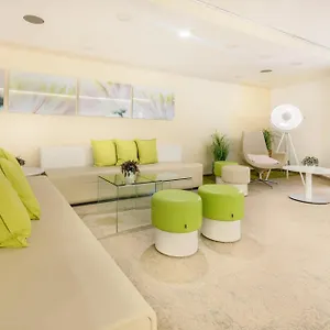 Select Hotel
