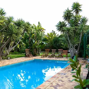 secret-garden-guesthouse.hotels-capetown.com/